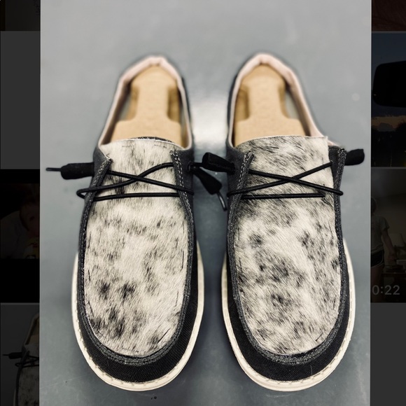 Women's CUSTOM Cowhide Hey Dudes ! 🐄🐄 read description - Picture 5 of 13